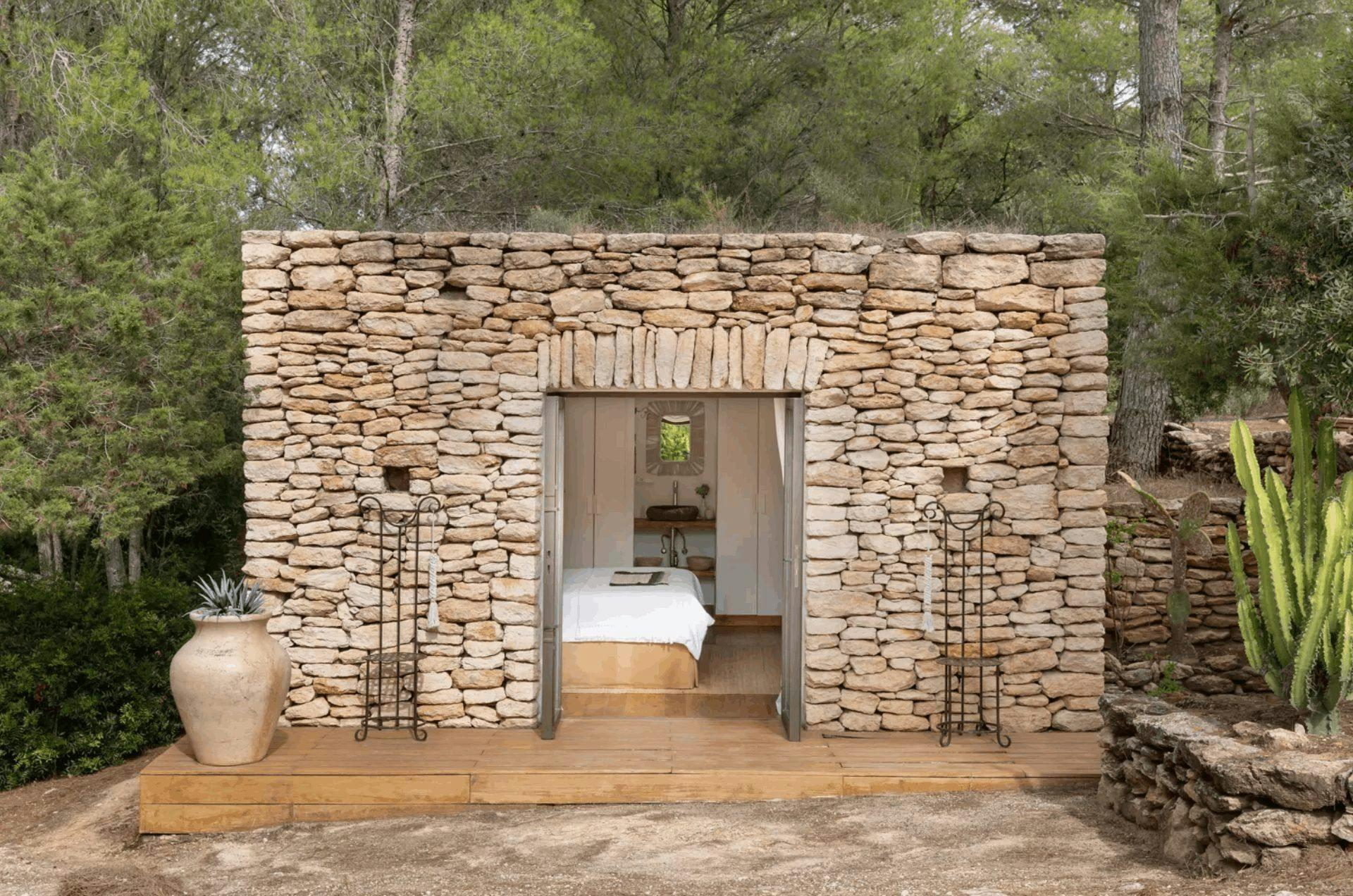 ibiza outdoor spa room